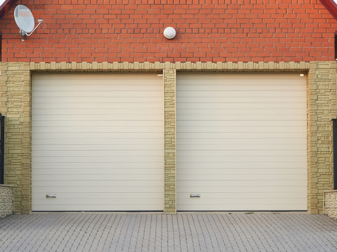 A1 Garage Doors Gold Coast in Bundall