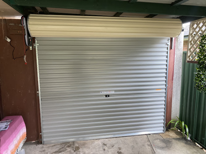 Ari Garage Doors in Burleigh Waters