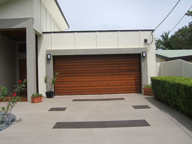 Noosa Garage Doors - Sunshine Coast in Noosaville