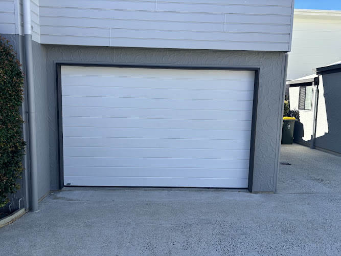 T3 Garage Doors in Chermside West